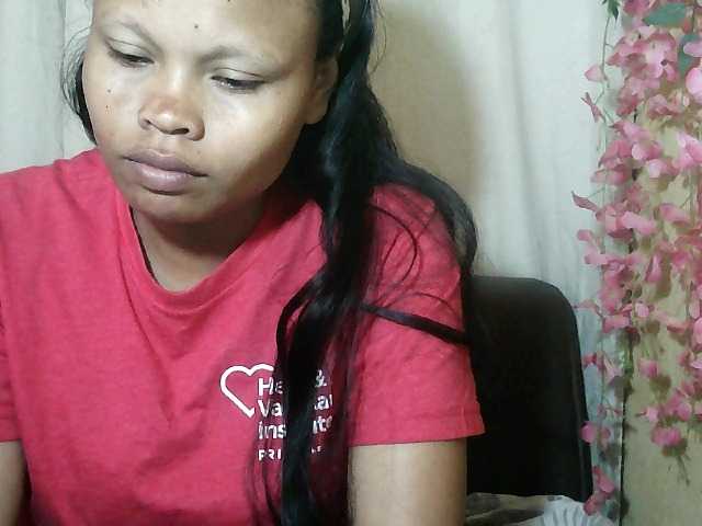 Pussy01lips live cam on BongaCams