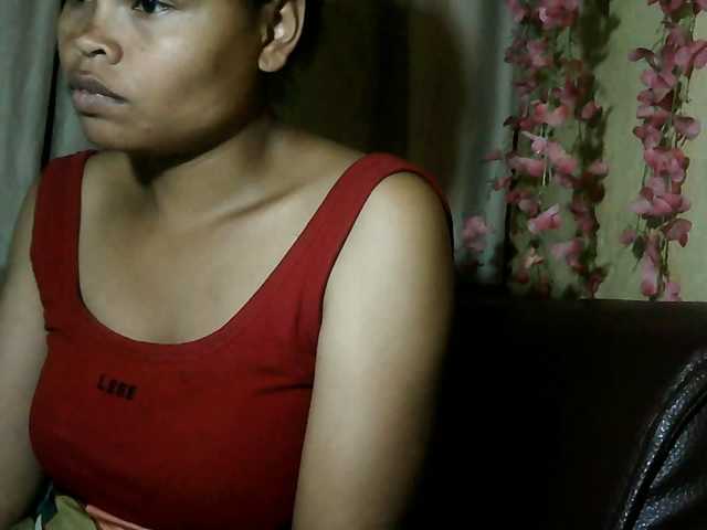 Pussy01lips live cam on BongaCams