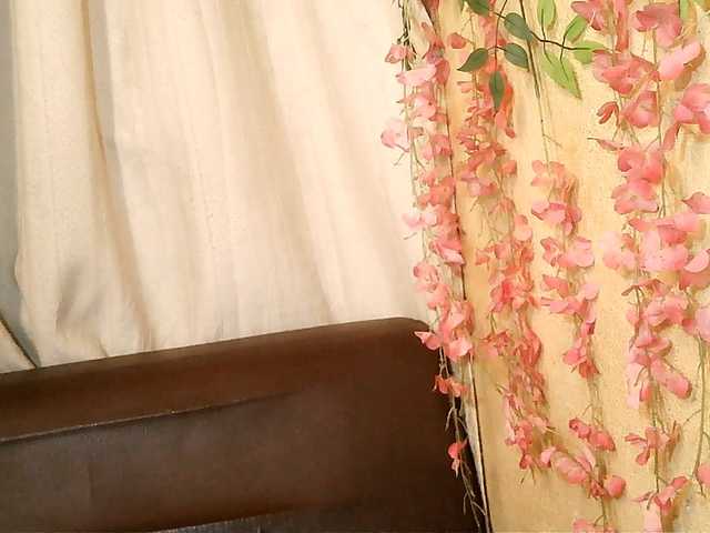 Pussy01lips live cam on BongaCams