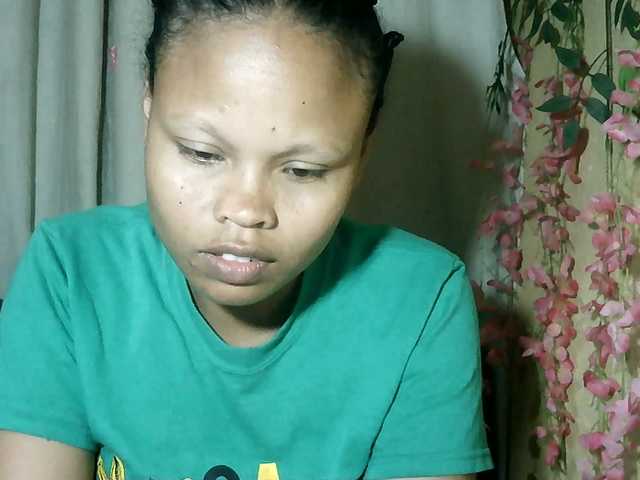 Pussy01lips live cam on BongaCams