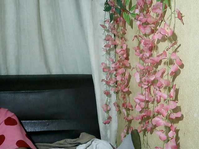 Pussy01lips live webcam show