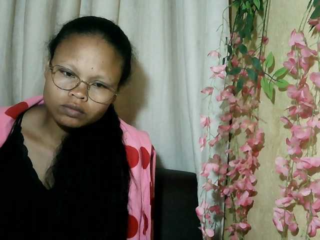 pussy01lips cam belle