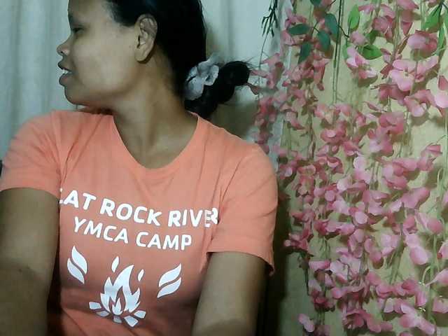 Pussy01lips live cam on BongaCams