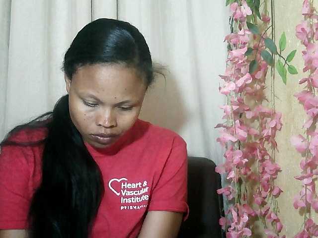 Pussy01lips live cam on BongaCams