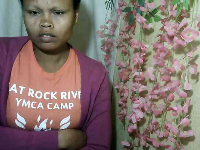 Pussy01lips webcam
