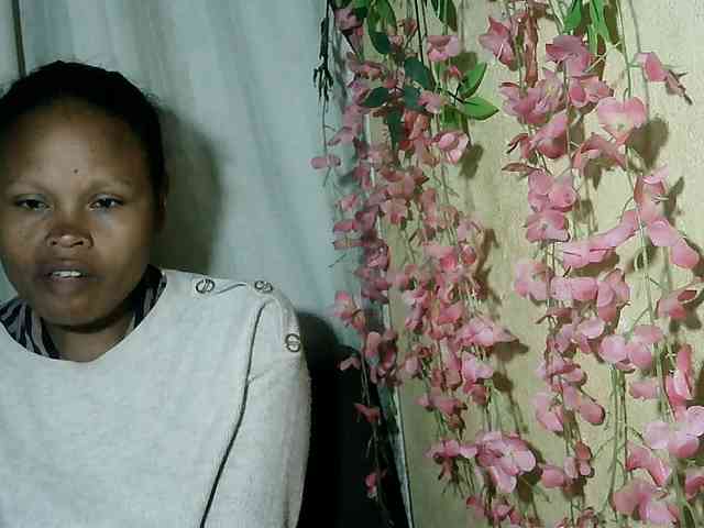 Pussy01lips webcam