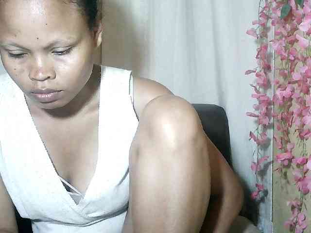 Pussy01lips webcam