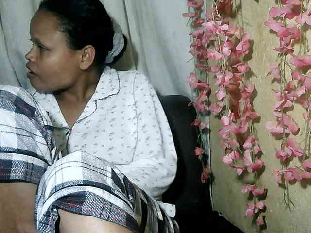 Pussy01lips webcam