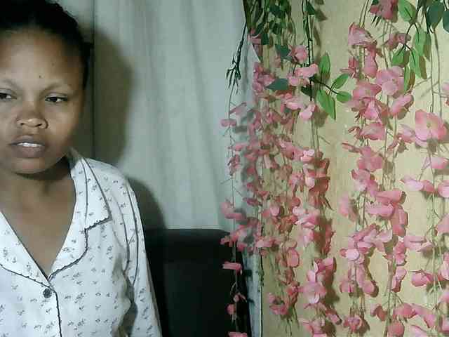 Pussy01lips webcam