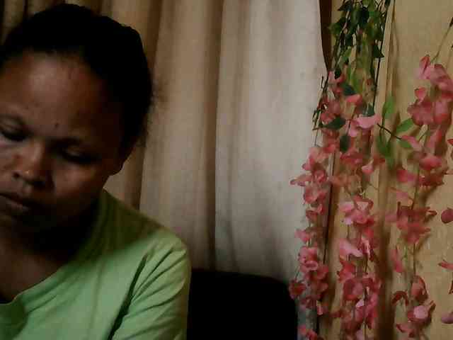 Pussy01lips webcam