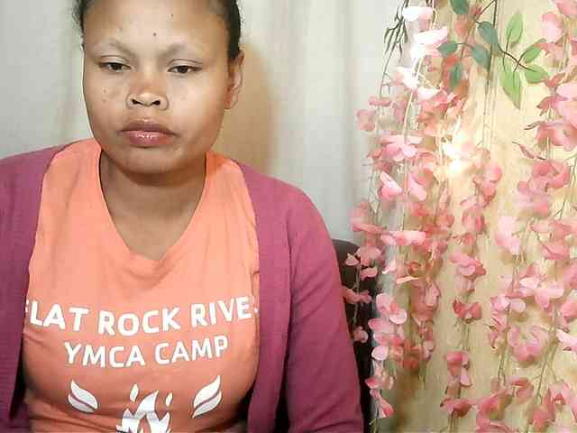 Pussy01lips webcam
