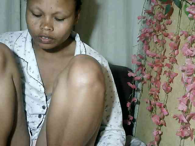 Pussy01lips webcam