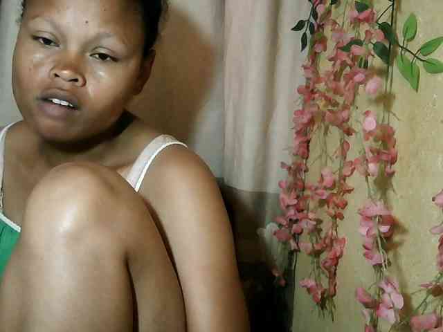 Pussy01lips webcam
