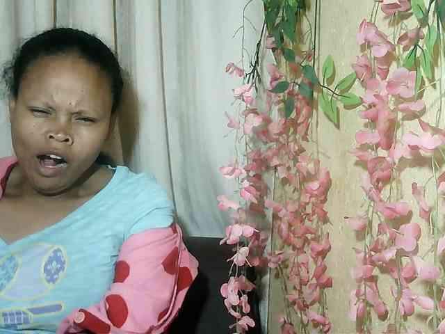Pussy01lips webcam