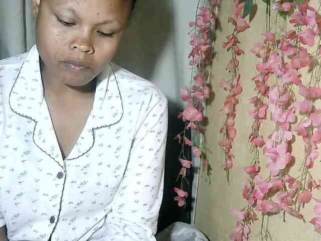 Pussy01lips webcam