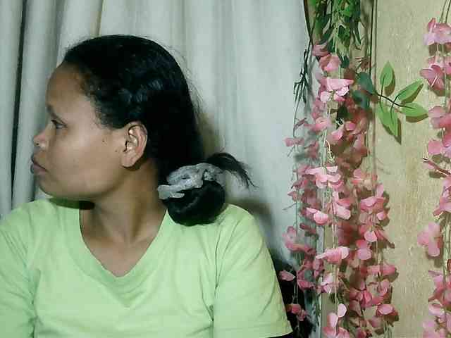 Pussy01lips webcam