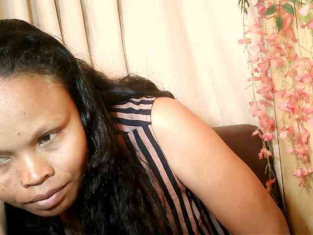 Pussy01lips webcam