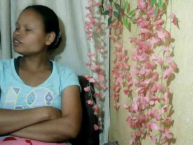 Pussy01lips webcam