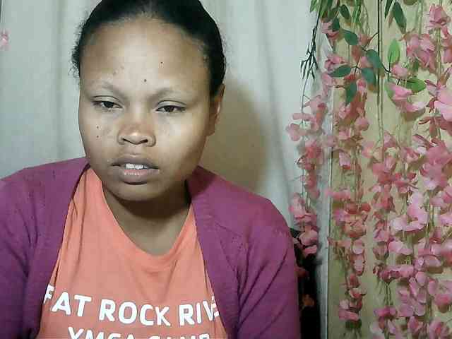 Pussy01lips webcam