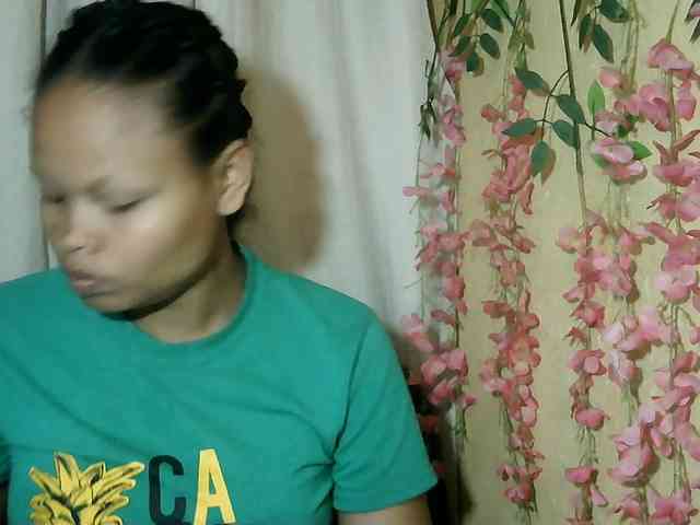 Pussy01lips webcam