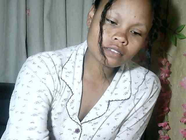 Pussy01lips webcam