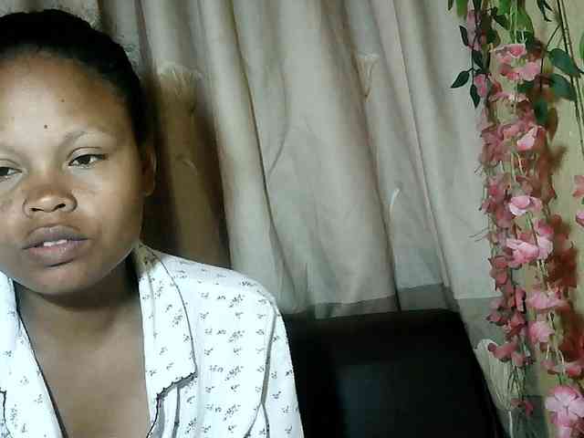 Pussy01lips webcam