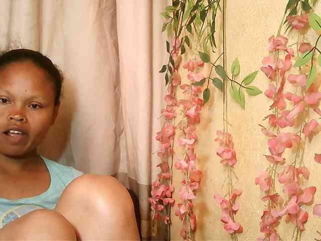 Pussy01lips webcam