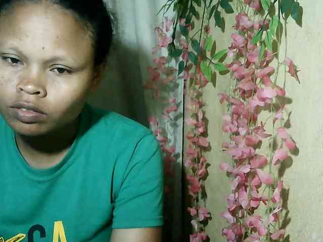 Pussy01lips webcam