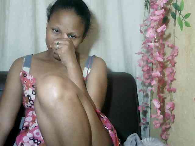 Pussy01lips webcam