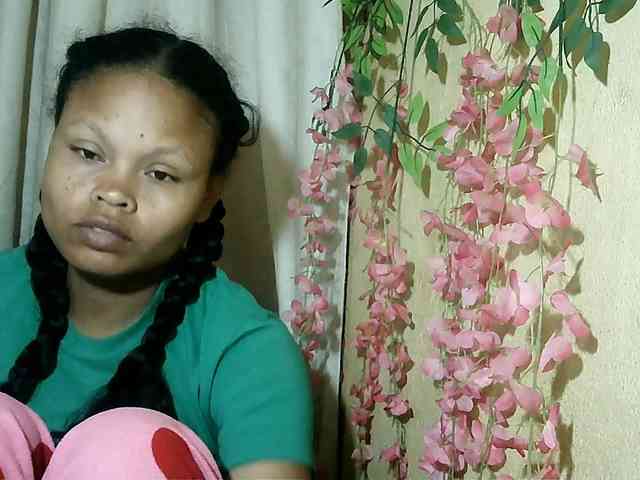 Pussy01lips webcam