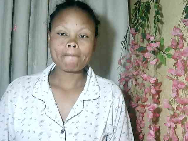 Pussy01lips webcam