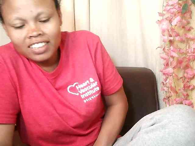 Pussy01lips webcam