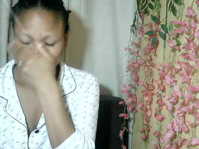 Pussy01lips webcam