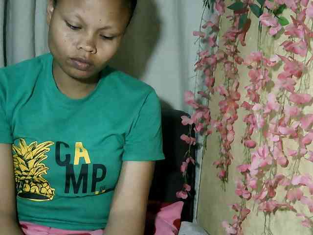 Pussy01lips webcam