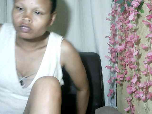 Pussy01lips webcam