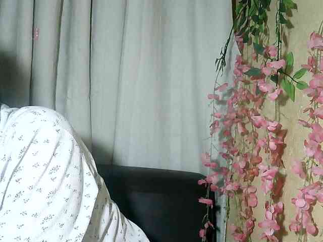 Pussy01lips webcam