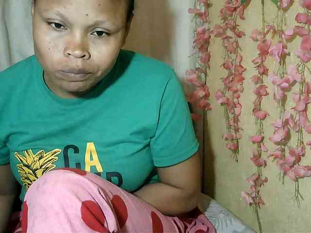 Pussy01lips webcam