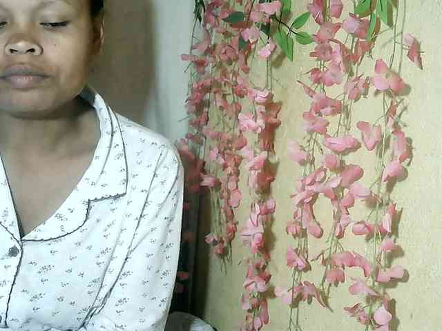 Pussy01lips webcam