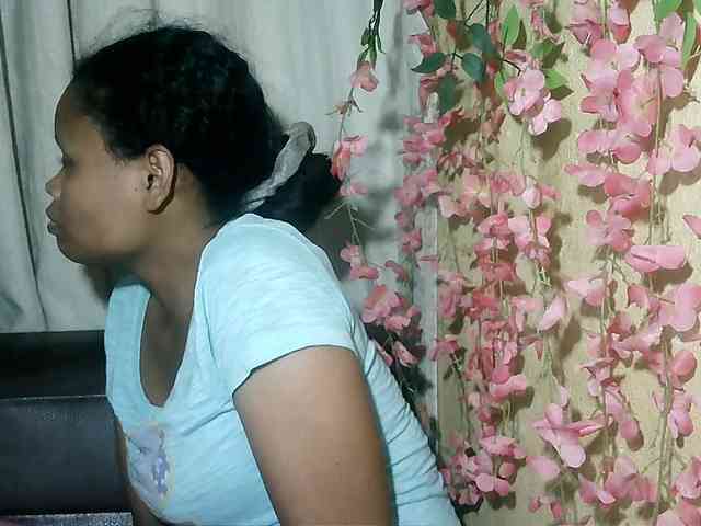 Pussy01lips webcam