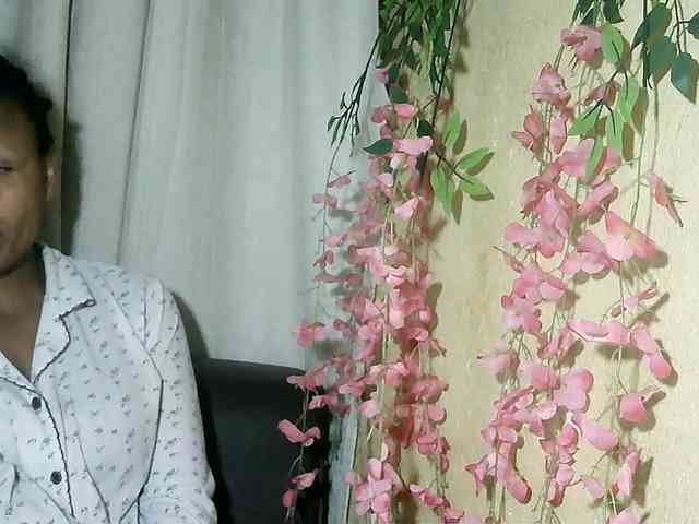 Pussy01lips webcam