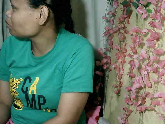 Pussy01lips webcam
