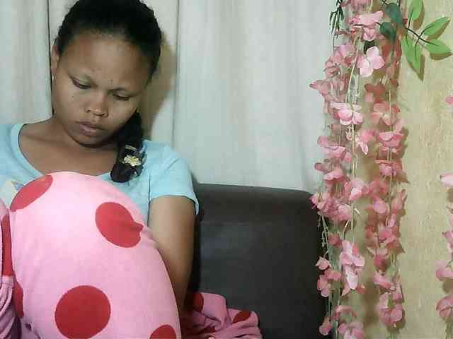 Pussy01lips webcam