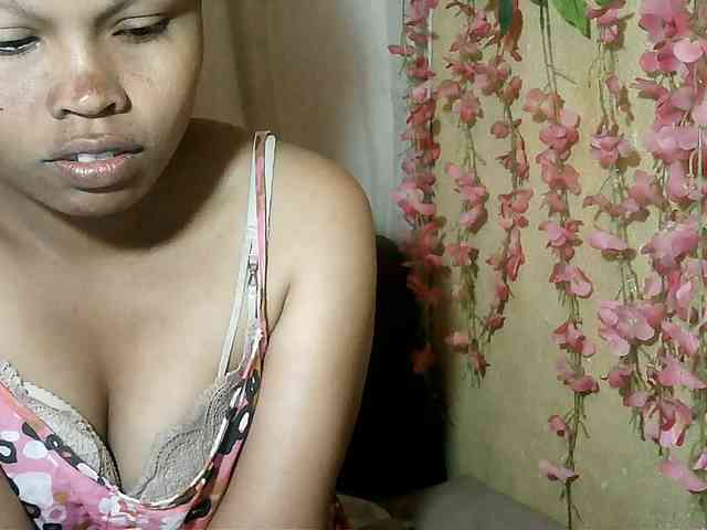 Pussy01lips webcam