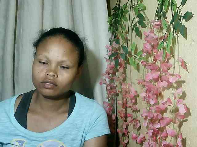Pussy01lips webcam