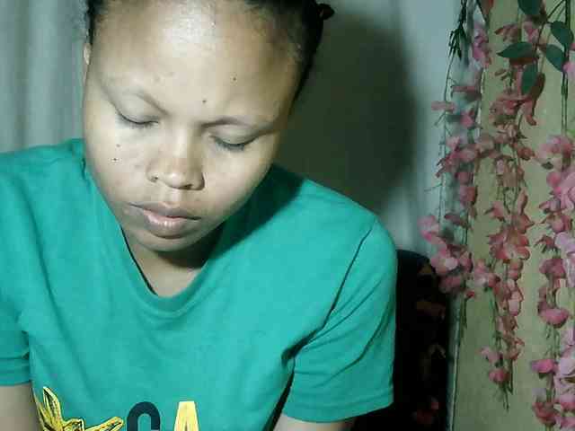 Pussy01lips webcam