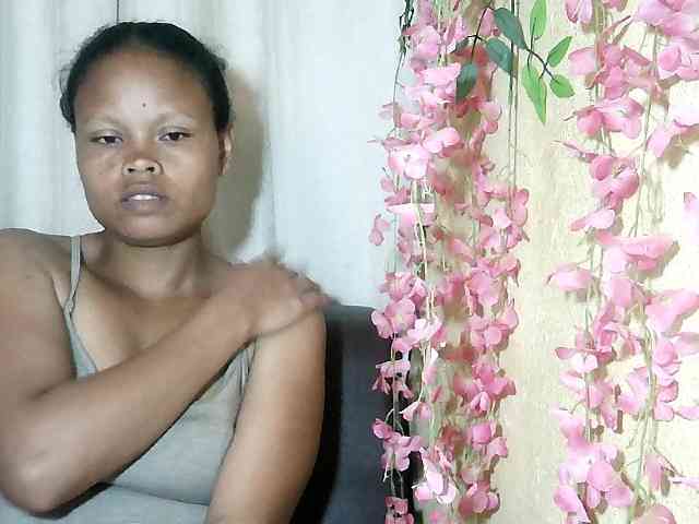 Pussy01lips Live Webcam on BongaCams