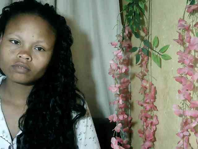 Pussy01lips webcam