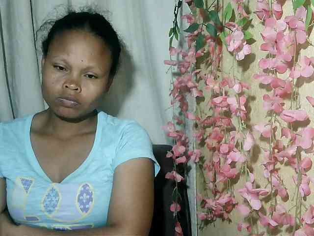 Pussy01lips webcam
