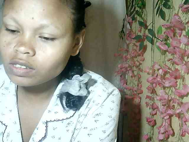 Pussy01lips webcam