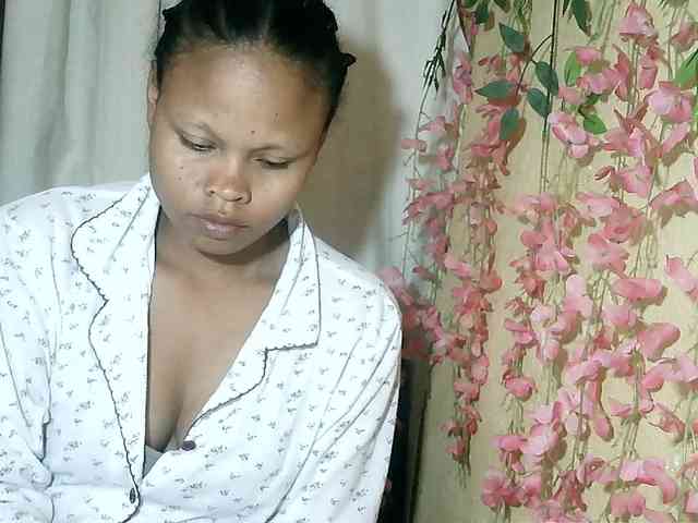 Pussy01lips webcam